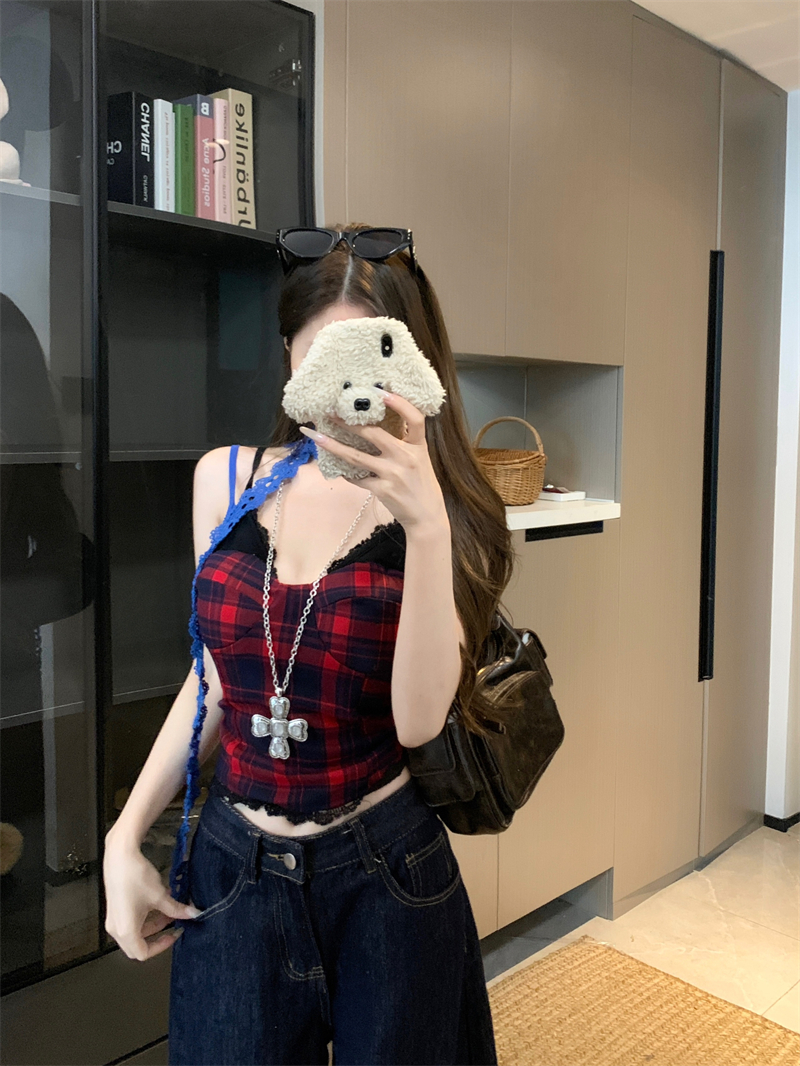 womens-plaid-camisole-with-neck-accessory-slim-fit-short-cami