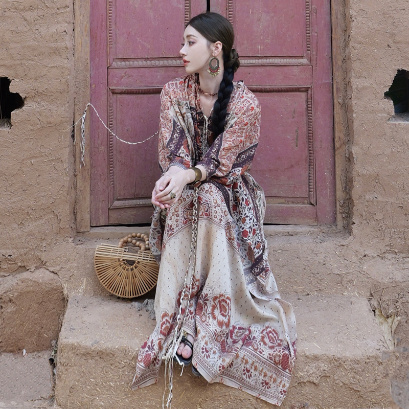 Boho Floral Print Spaghetti Strap Summer Vacation Dress - Image 2