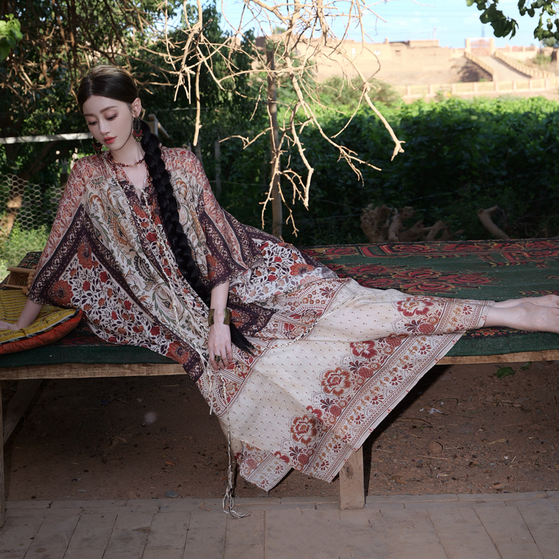 Boho Floral Print Spaghetti Strap Summer Vacation Dress - Image 4