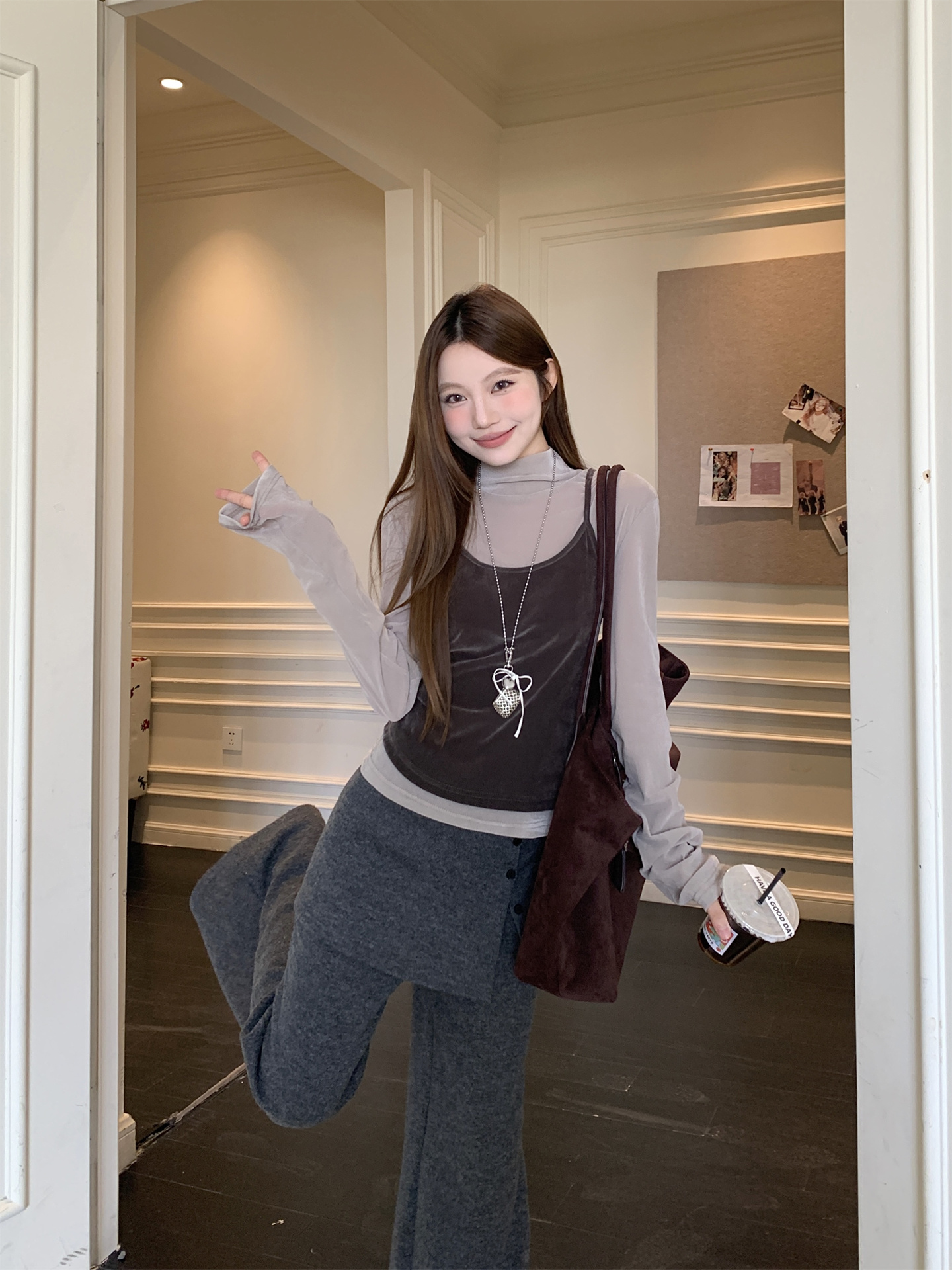 womens-slim-fit-two-piece-top-set-with-wide-leg-pants